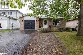 3 SINCLAIR Court, Barrie, Ontario L4N5X8, 3 Bedrooms Bedrooms, ,2 BathroomsBathrooms,All Houses,For Sale,SINCLAIR,40659614