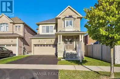 28 Lucida Court Whitchurch-Stouffville (Stouffville) Ontario L4A1S1