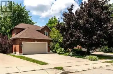 14 Coopershawk Crescent Hamilton (Carpenter) Ontario L9B2P4