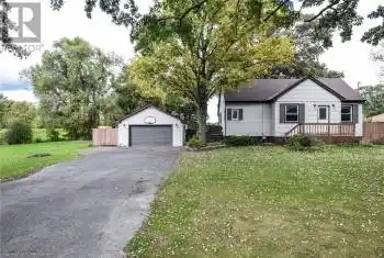 1374 KILLALY Street, Port Colborne, Ontario L3K5V3, 2 Bedrooms Bedrooms, ,2 BathroomsBathrooms,All Houses,For Sale,KILLALY,40660794