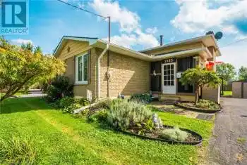 1383 GARRISON Road, Fort Erie, Ontario L2A1P4, 3 Bedrooms Bedrooms, ,2 BathroomsBathrooms,All Houses,For Sale,GARRISON,40653535