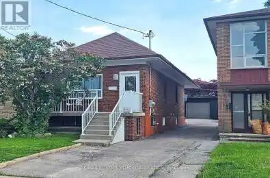 53 Lanark Avenue Unit# Lower Toronto (Oakwood Village) Ontario M6C2B5