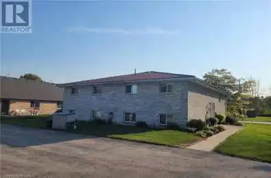 23 QUEEN Street Clifford Ontario N0G1M0