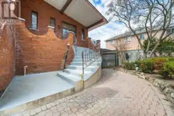 10 Larchmere Avenue, Toronto (Humber Summit), Ontario M9L2N1, 6 Bedrooms Bedrooms, ,4 BathroomsBathrooms,All Houses,For Sale,Larchmere,W9392073