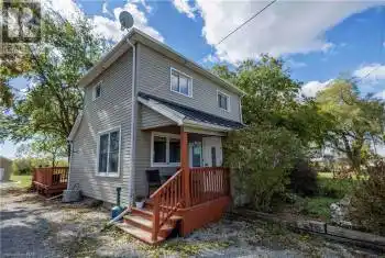 714 MAIN ST W Street, Port Colborne (878 - Sugarloaf), Ontario L3K5V4, 3 Bedrooms Bedrooms, ,2 BathroomsBathrooms,All Houses,For Sale,MAIN ST W,X9415237