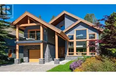 8419 GOLDEN BEAR Place Whistler British Columbia V8E1J7