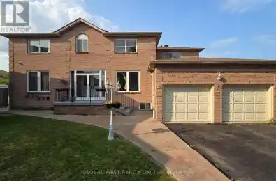 18 Samson Court Brampton (Fletcher's Creek South) Ontario L6Y3M4