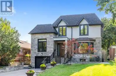 106 Ballacaine Drive Toronto (Stonegate-Queensway) Ontario M8Y4B8