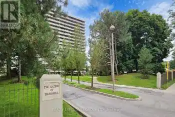 8111 Yonge St Unit# 1502, Markham, Ontario L3T 4V9, 2 Bedrooms Bedrooms, 6 Rooms Rooms,2 BathroomsBathrooms,Condo,Sold,Yonge,N9394593