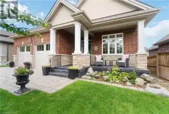 36 HICKORY AVENUE Avenue, Niagara-on-the-Lake (105 - St. Davids), Ontario L0S1J1, 3 Bedrooms Bedrooms, ,3 BathroomsBathrooms,All Houses,For Sale,HICKORY AVENUE,X9415061