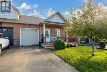 53 King Street, Kawartha Lakes (Lindsay), Ontario K9V1C4, 2 Bedrooms Bedrooms, ,4 BathroomsBathrooms,All Houses,For Sale,King,X9395848