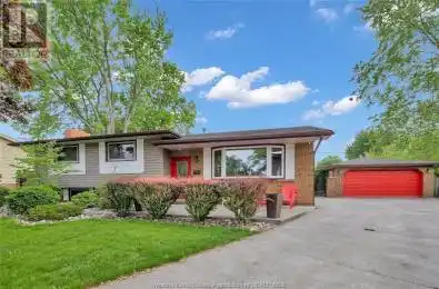 3990 MYRTLE Windsor Ontario N9C4A3