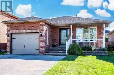 15 Seline Crescent Barrie (Painswick South) Ontario L4N0Y6