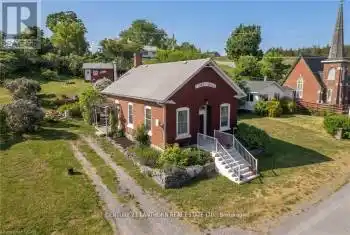 3201 County Rd 8 Road, Prince Edward County (North Marysburgh), Ontario K0K2T0, 1 Bedroom Bedrooms, ,2 BathroomsBathrooms,All Houses,For Rent,County Rd 8,X9397054