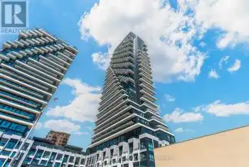 30 Inn On The Park Drive Unit# 910, Toronto (Banbury-Don Mills), Ontario M3C0P7, 3 Bedrooms Bedrooms, ,3 BathroomsBathrooms,Condo,For Sale,Inn On The Park,C8480384