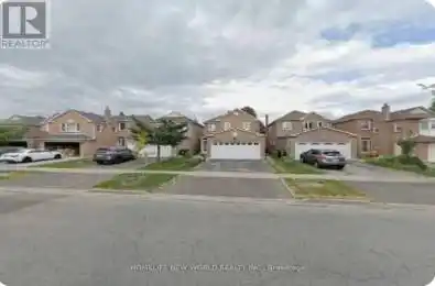 328 Port Royal Trail Toronto (Milliken) Ontario M1V2L7