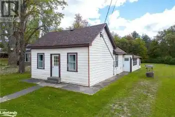 203 QUEEN Street, South Bruce Peninsula, Ontario N0H1P0, 2 Bedrooms Bedrooms, ,1 BathroomBathrooms,All Houses,For Sale,QUEEN,X10439587