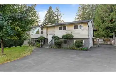 9127 146A Unit# 9127 Surrey British Columbia V3R6Z6