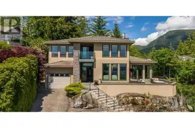 5401 VISTA Court West Vancouver British Columbia V7W3G8