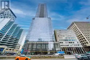 488 University Avenue Unit# 2516, Toronto (University), Ontario M5G0C1, 4 Bedrooms Bedrooms, ,2 BathroomsBathrooms,Condo,For Rent,University,C9398768