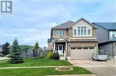 5 HAMMACHER Street Baden Ontario N3A4S2