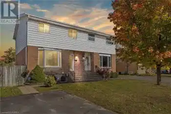 1006 OLD COLONY Road, Kingston (North of Taylor-Kidd Blvd), Ontario K7P1K3, 3 Bedrooms Bedrooms, ,3 BathroomsBathrooms,All Houses,For Sale,OLD COLONY,X9420065