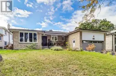 2262 Springfield Court Mississauga (Sheridan) Ontario L5K1V4