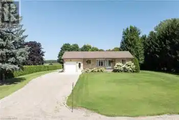 922957 OXFORD ROAD, Medina, Ontario N0M2G0, 2 Bedrooms Bedrooms, ,1 BathroomBathrooms,All Houses,For Sale,OXFORD ROAD,40665925