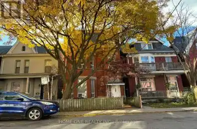 31 D'Arcy Street Unit# 102 Toronto (Kensington-Chinatown) Ontario M5T