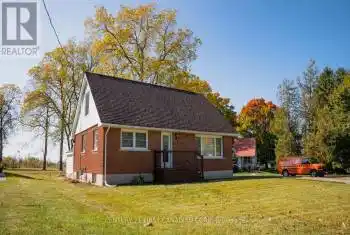 146 Dunlop St, Central Huron, Ontario N0M 1L0, 4 Bedrooms Bedrooms, 7 Rooms Rooms,2 BathroomsBathrooms,All Houses,Sold,Dunlop,X9419424