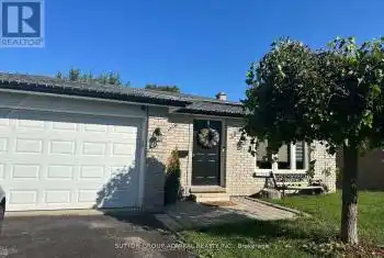 315 Nelson Street, Barrie (Grove East), Ontario L4M5P6, 4 Bedrooms Bedrooms, ,3 BathroomsBathrooms,All Houses,For Sale,Nelson,S9419541