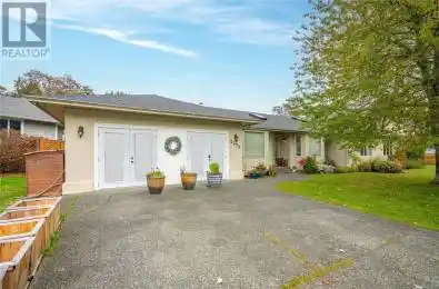 3979 Blue Ridge Place Saanich British Columbia V8Z2V3