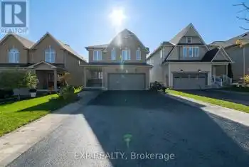 31 Kimble Avenue, Clarington (Bowmanville), Ontario L1C0J7, 5 Bedrooms Bedrooms, ,4 BathroomsBathrooms,All Houses,For Sale,Kimble,E9419905