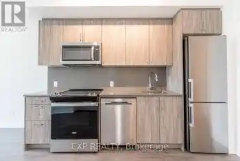 681 Yonge Street Unit# 426, Barrie (Painswick South), Ontario L4N4E8, 1 Bedroom Bedrooms, ,1 BathroomBathrooms,Condo,For Rent,Yonge,S9419979