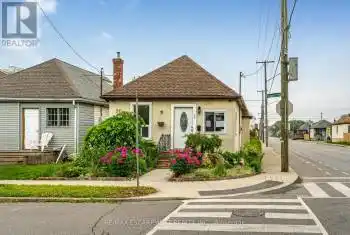 200 Tragina Avenue, Hamilton (Homeside), Ontario L8H5E1, 2 Bedrooms Bedrooms, ,2 BathroomsBathrooms,All Houses,For Sale,Tragina,X9505625