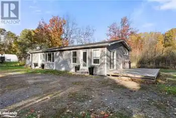 1343 WALKERS POINT Road, Muskoka Lakes, Ontario P1P1R2, 2 Bedrooms Bedrooms, ,2 BathroomsBathrooms,All Houses,For Sale,WALKERS POINT,40667459