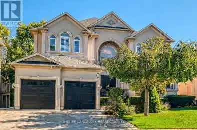 9 Chantilly Crescent Richmond Hill (Westbrook) Ontario L4C0K1