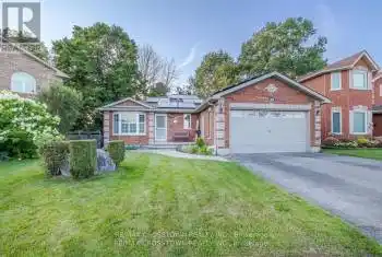 38 Crompton Drive, Barrie (Little Lake), Ontario L4M6N1, 4 Bedrooms Bedrooms, ,3 BathroomsBathrooms,All Houses,For Sale,Crompton,S9507119