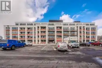 120 Huron Street Unit# 415, Guelph (Two Rivers), Ontario N1E0T8, 1 Bedroom Bedrooms, ,1 BathroomBathrooms,Condo,For Rent,Huron,X9507705