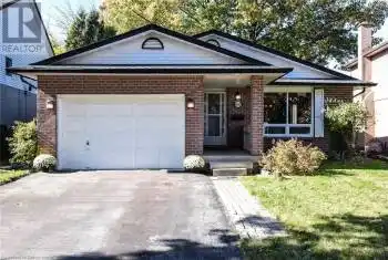 4502 CEDARBROOK Lane, Beamsville, Ontario L3J0B1, 4 Bedrooms Bedrooms, ,2 BathroomsBathrooms,All Houses,For Sale,CEDARBROOK,40662970