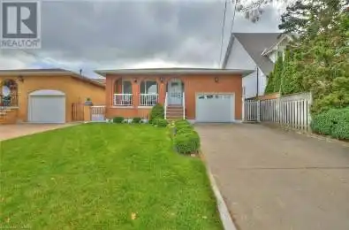 27 QUINN Avenue Hamilton Ontario L8W1K4