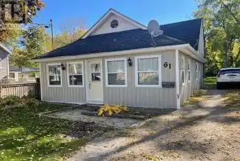 61 Russell Street, Kawartha Lakes (Lindsay), Ontario K9V2A7, 3 Bedrooms Bedrooms, ,1 BathroomBathrooms,All Houses,For Sale,Russell,X9509271