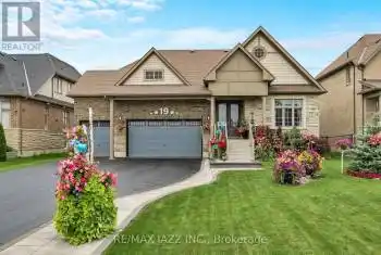 19 Summer Breeze Drive, Quinte West, Ontario K0K1L0, 6 Bedrooms Bedrooms, ,4 BathroomsBathrooms,All Houses,For Sale,Summer Breeze,X9509135