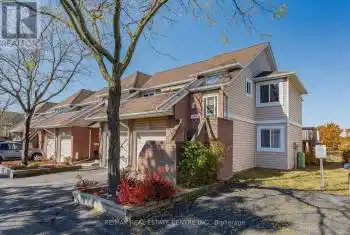 205 Highland Cres Unit# 22, Kitchener, Ontario N2M 5L6, 2 Bedrooms Bedrooms, 9 Rooms Rooms,2 BathroomsBathrooms,All Houses,Sold,Highland,X9510029