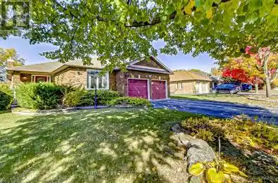 741 College Manor Drive Newmarket (Gorham-College Manor) Ontario L3Y8G