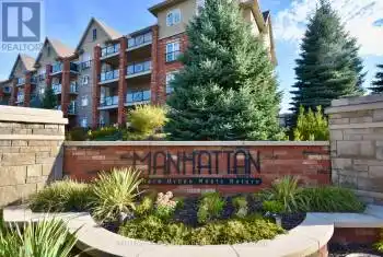 39 Ferndale Drive Unit# 205, Barrie (Ardagh), Ontario L4N5T5, 2 Bedrooms Bedrooms, ,1 BathroomBathrooms,Condo,For Sale,Ferndale,S9508636