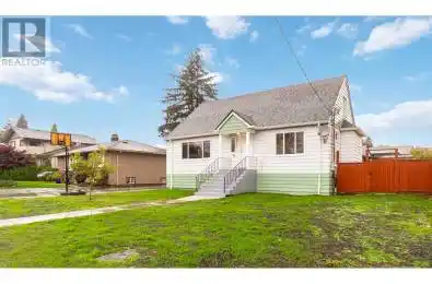 223 NINTH Avenue New Westminster British Columbia V3L2A2