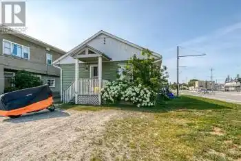 307 ALBERT Street, Espanola, Ontario P5E1H1, ,All Houses,For Sale,307 ALBERT Street,2118172