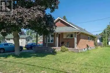 104 Wawanosh AVE, Sault Ste Marie, Ontario P6B3W5, 3 Bedrooms Bedrooms, ,2 BathroomsBathrooms,All Houses,For Sale,104 Wawanosh AVE,SM242799