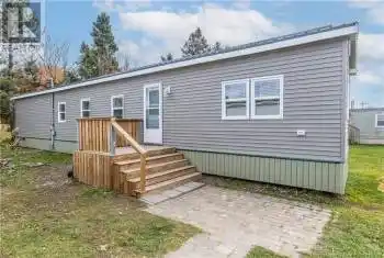 81 Biddington Avenue, Lakeville, New Brunswick E1H1C2, 2 Bedrooms Bedrooms, ,1 BathroomBathrooms,All Houses,For Sale,81 Biddington Avenue,NB108389